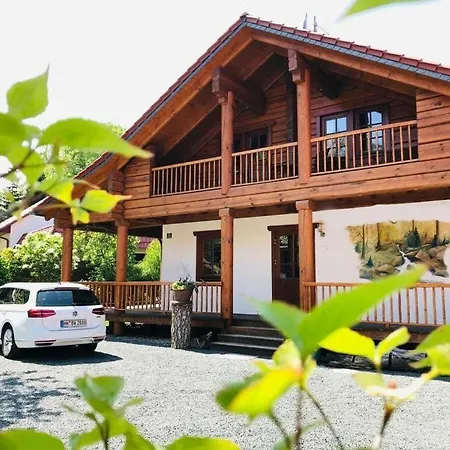 Apartment To Salamander No 15a *
